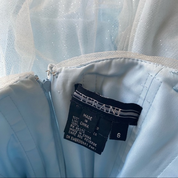 Terani Prom Dress Size 6 - Picture 5 of 5